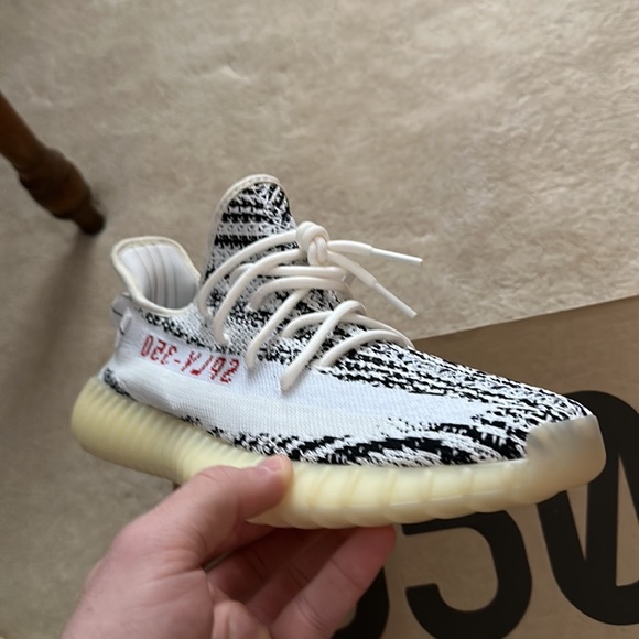 Adidas Zebra Yeezy Size 11.5 - Picture 4 of 6